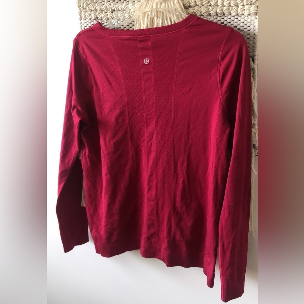 Lululemon Swiftly Tech Long-Sleeve Shirt 2.0 Magenta - Size M - Picture 3 of 4